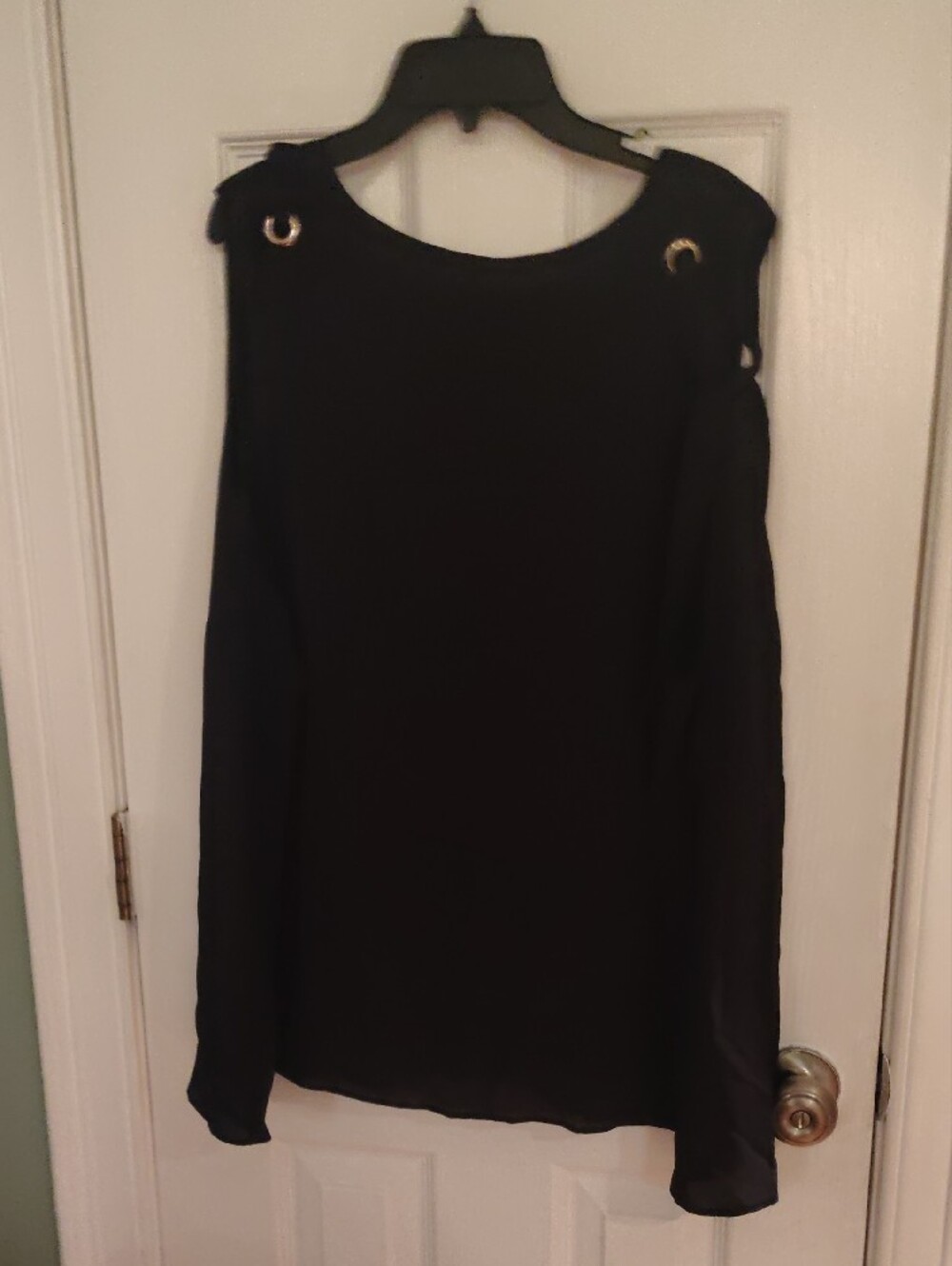 5 Items For $30 - Picture 5 of 5